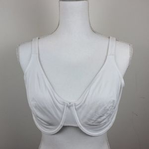 NWOT Fruit of the Loom Size 42C Underwire White Bra